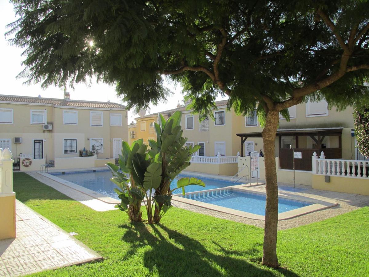 Casa Los Cerezos Villamartin  Exteriör bild